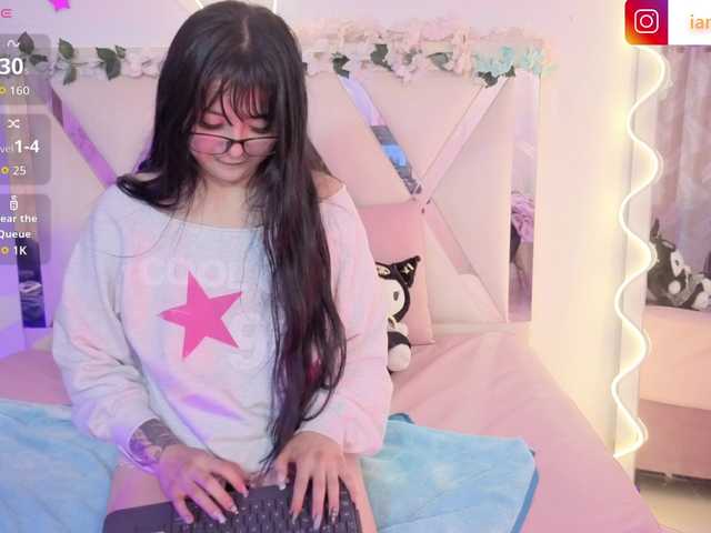 hina-tay's BongaCams show and profile