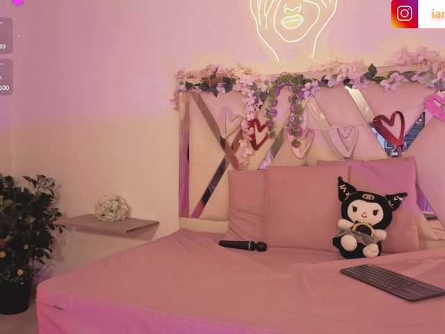 hina-tay's BongaCams show and profile