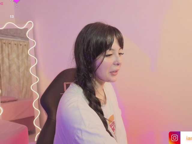 hina-tay's BongaCams show and profile