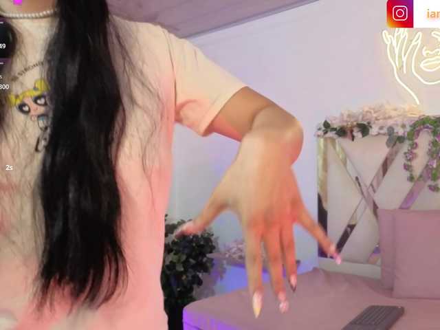 hina-tay's BongaCams show and profile