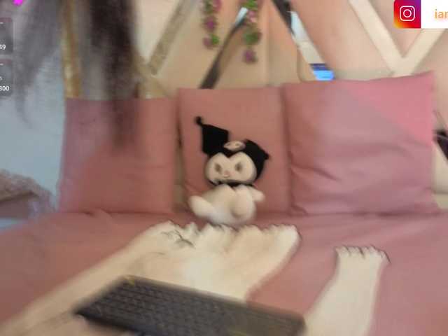 hina-tay's BongaCams show and profile