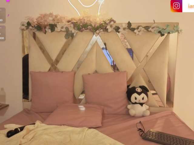 hina-tay's BongaCams show and profile