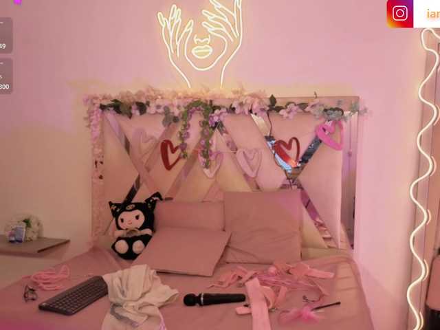 hina-tay's BongaCams show and profile