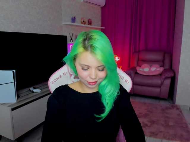 FunnyVibe's BongaCams show and profile