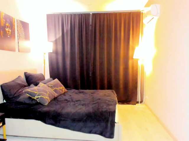 FunnyVibe's BongaCams show and profile