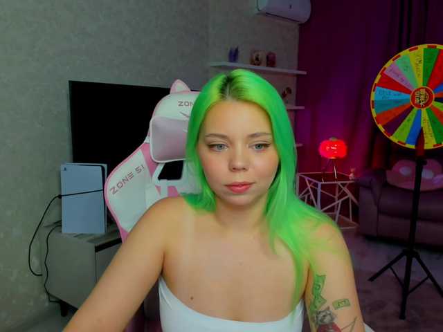 FunnyVibe from BongaCams is Freechat