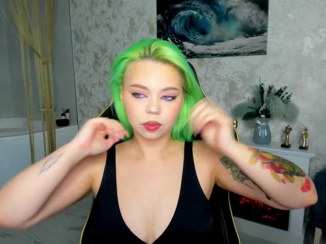 FunnyVibe — happy new year! tip 777777tk if u like what u see! menu is on n pvt is open