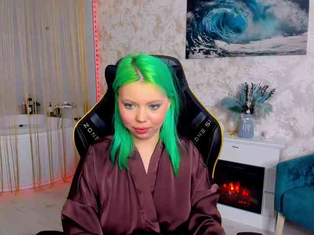 FunnyVibe's webcam live show