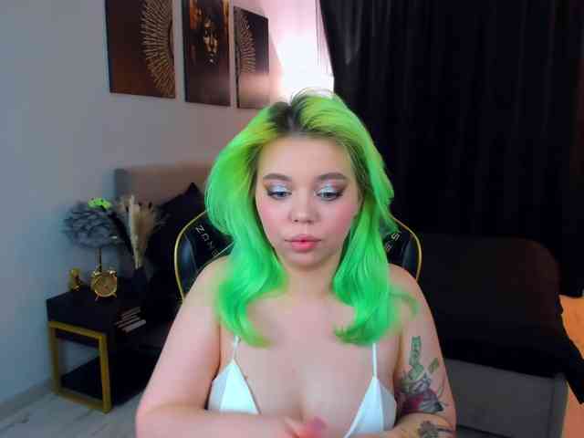 FunnyVibe webcam