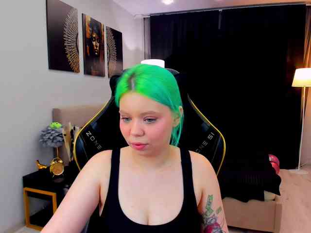 FunnyVibe webcam
