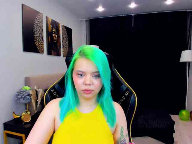 FunnyVibe webcam