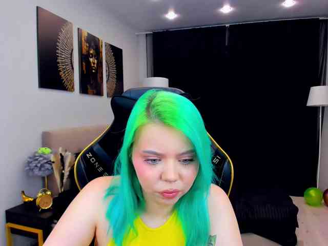 FunnyVibe webcam