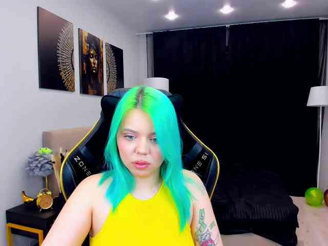FunnyVibe webcam