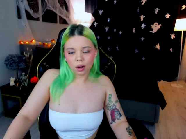 FunnyVibe webcam