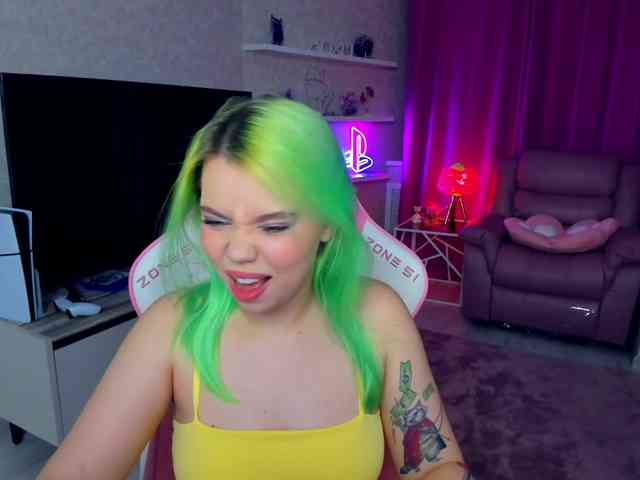 FunnyVibe webcam