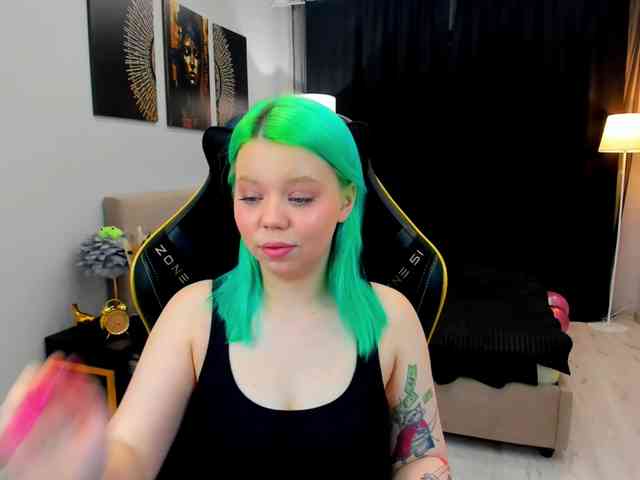 FunnyVibe webcam