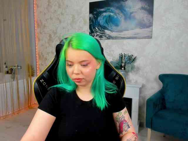 FunnyVibe webcam