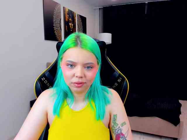 FunnyVibe webcam