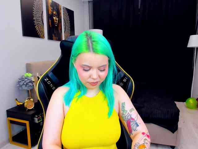 FunnyVibe webcam