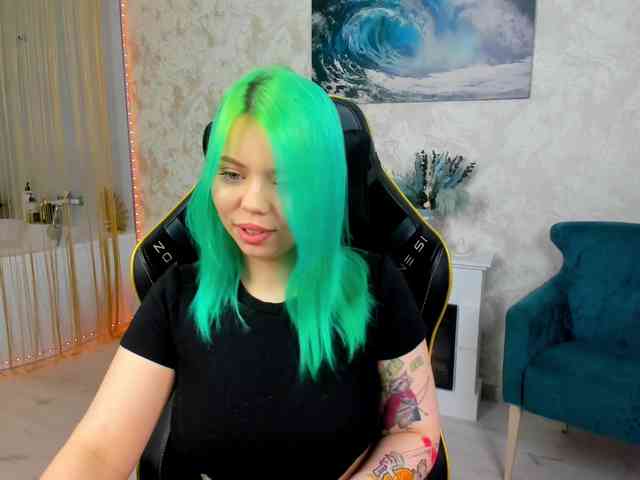 FunnyVibe webcam