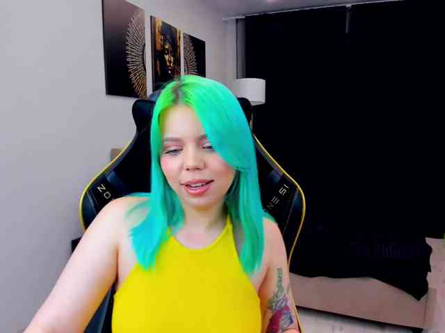 FunnyVibe webcam