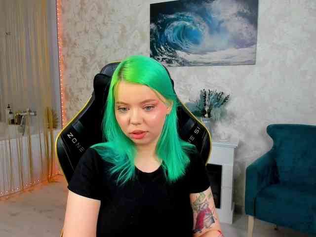 FunnyVibe webcam