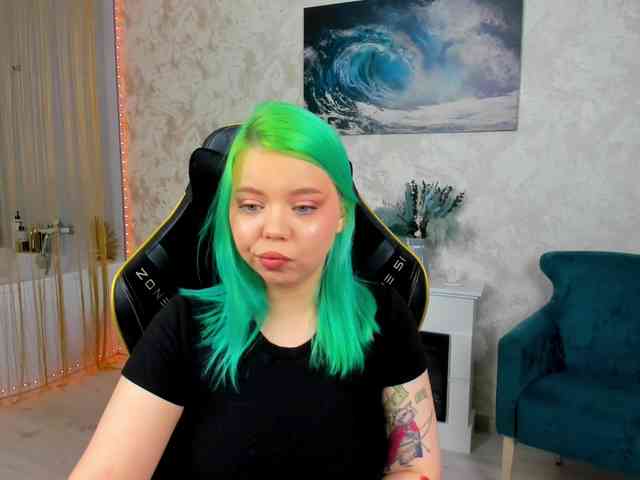 FunnyVibe webcam