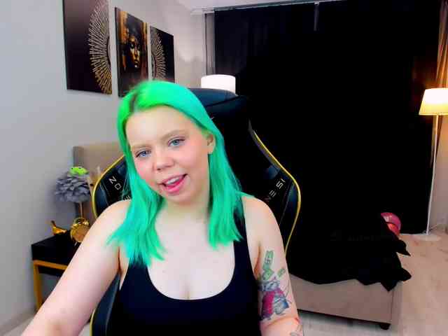 FunnyVibe webcam
