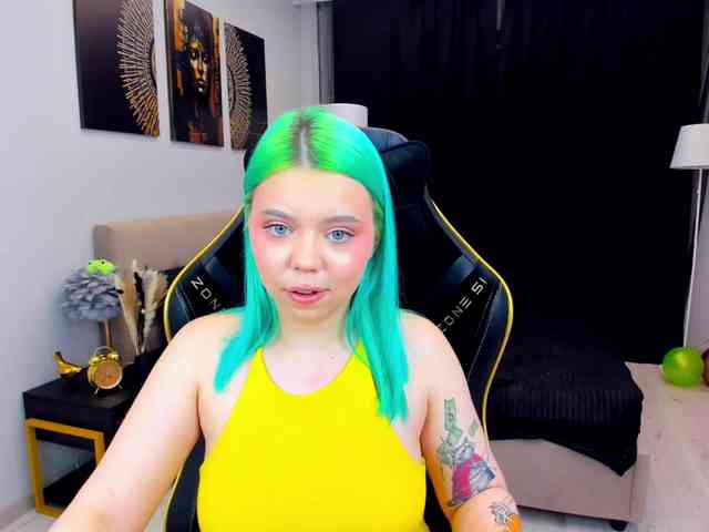 FunnyVibe Live Webcam on BongaCams