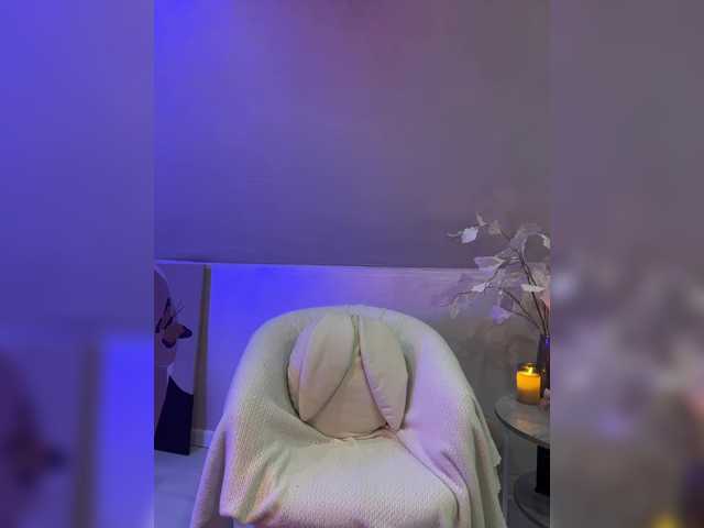 HollyPolly111's BongaCams show and profile