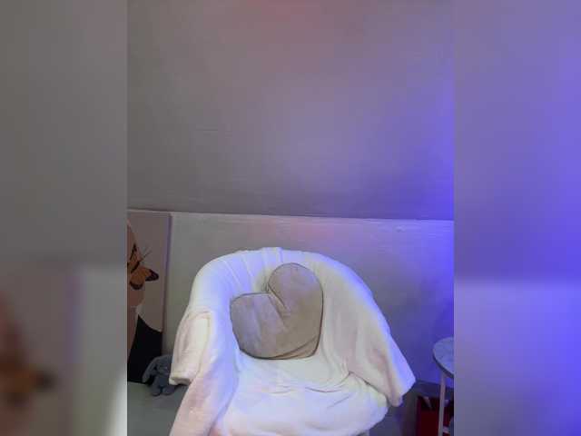 HollyPolly111's BongaCams show and profile