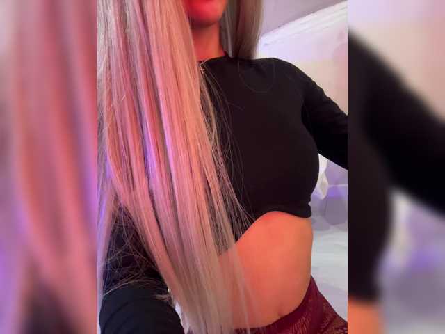 HollyPolly111 from BongaCams is Freechat