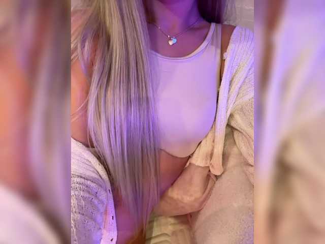  HollyPolly111 chat room