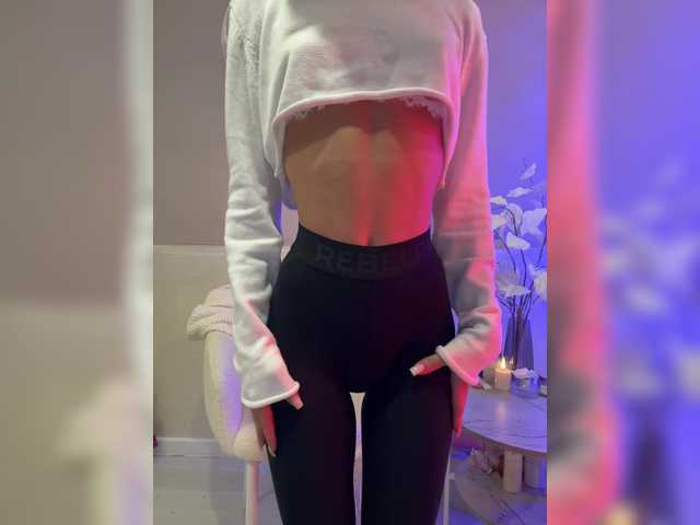  HollyPolly111 chat room