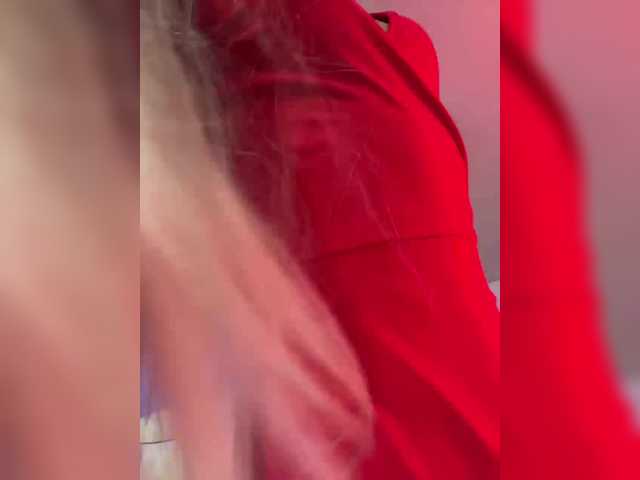 HollyPolly111's BongaCams show and profile