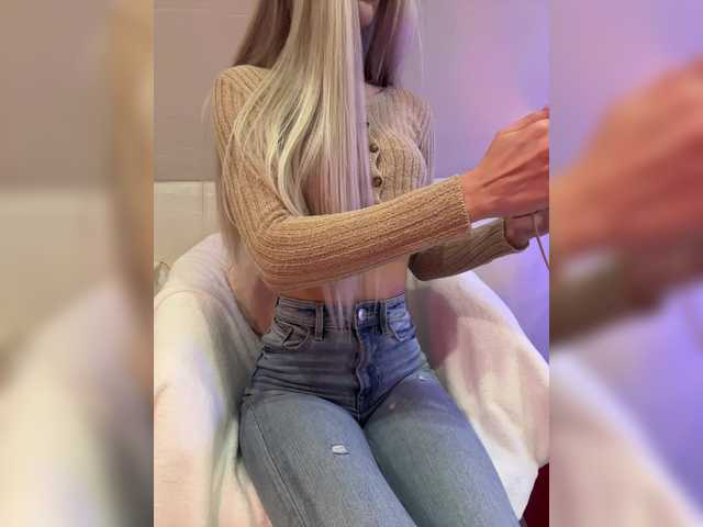  HollyPolly111 chat room