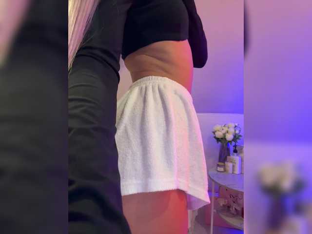 HollyPolly111 from BongaCams is Freechat