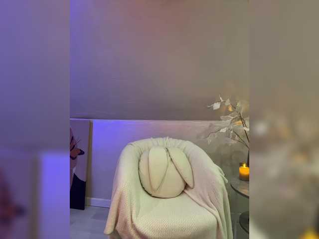 HollyPolly111's BongaCams show and profile