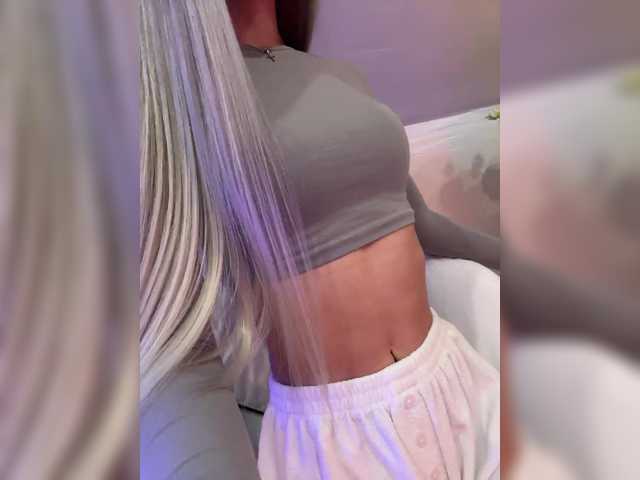 HollyPolly111 from BongaCams is Freechat