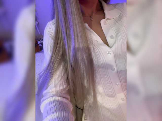 HollyPolly111 live cam