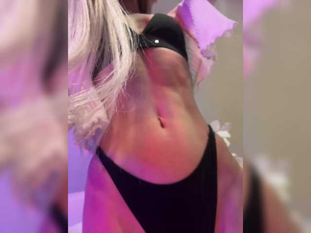 HollyPolly111 live cam