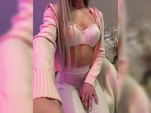 модель HollyPolly111