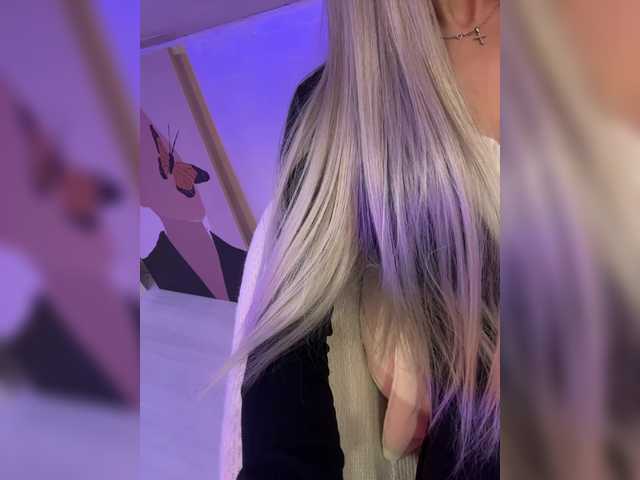 HollyPolly111's BongaCams show and profile