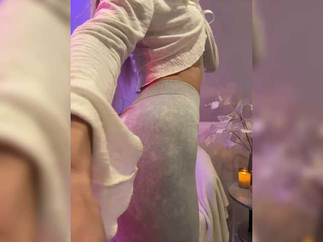 HollyPolly111's BongaCams show and profile