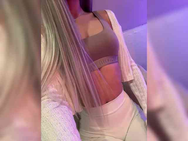 HollyPolly111 bongacams