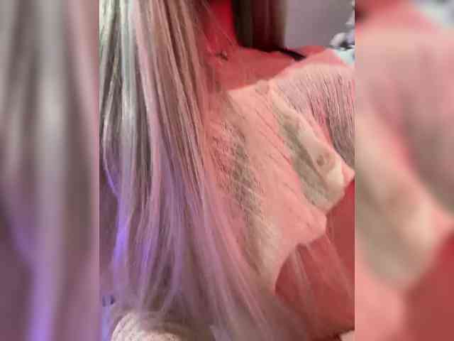 HollyPolly111 Live Webcam on BongaCams