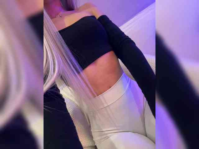 naughty chatroom HollyPolly111