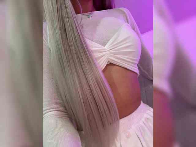naughty chatroom HollyPolly111