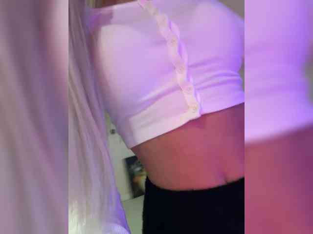 HollyPolly111 Live Webcam on BongaCams