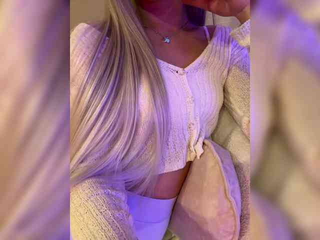 live adult cam HollyPolly111
